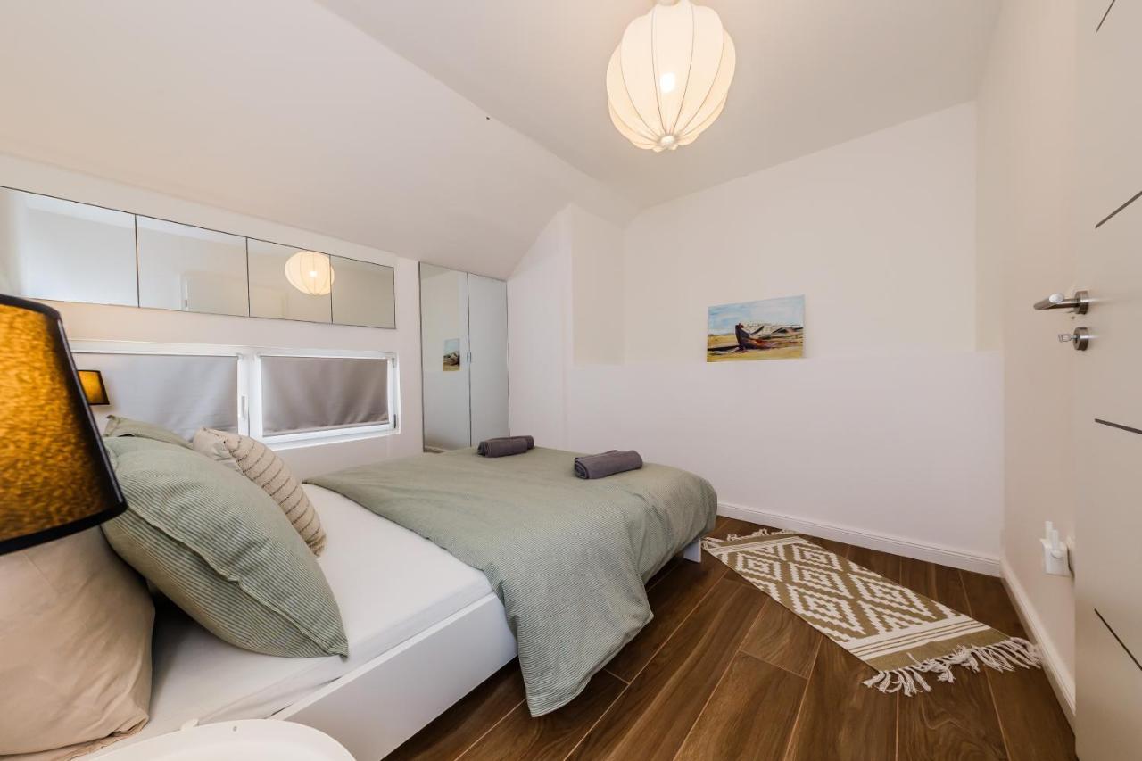 Apartment Maestral Sutivan Luaran gambar
