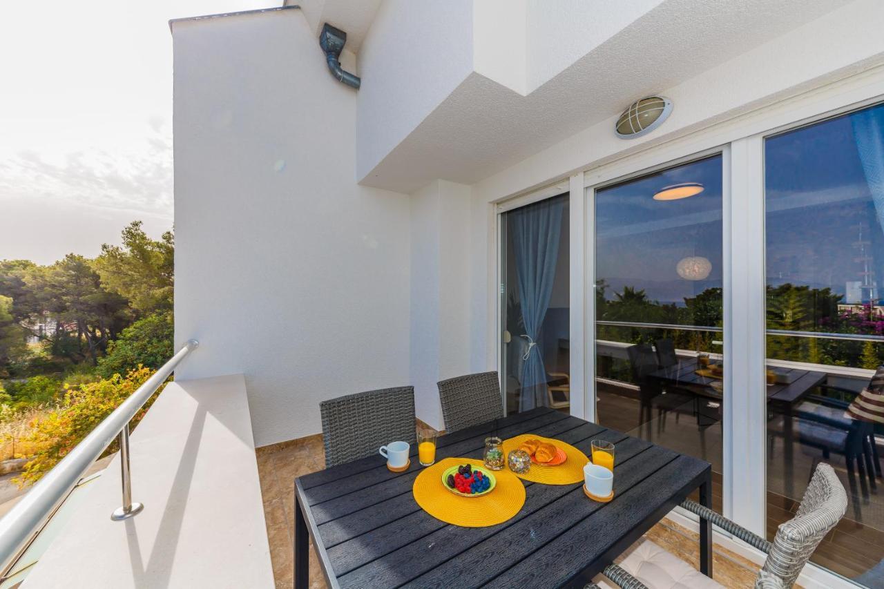 Apartment Maestral Sutivan Luaran gambar